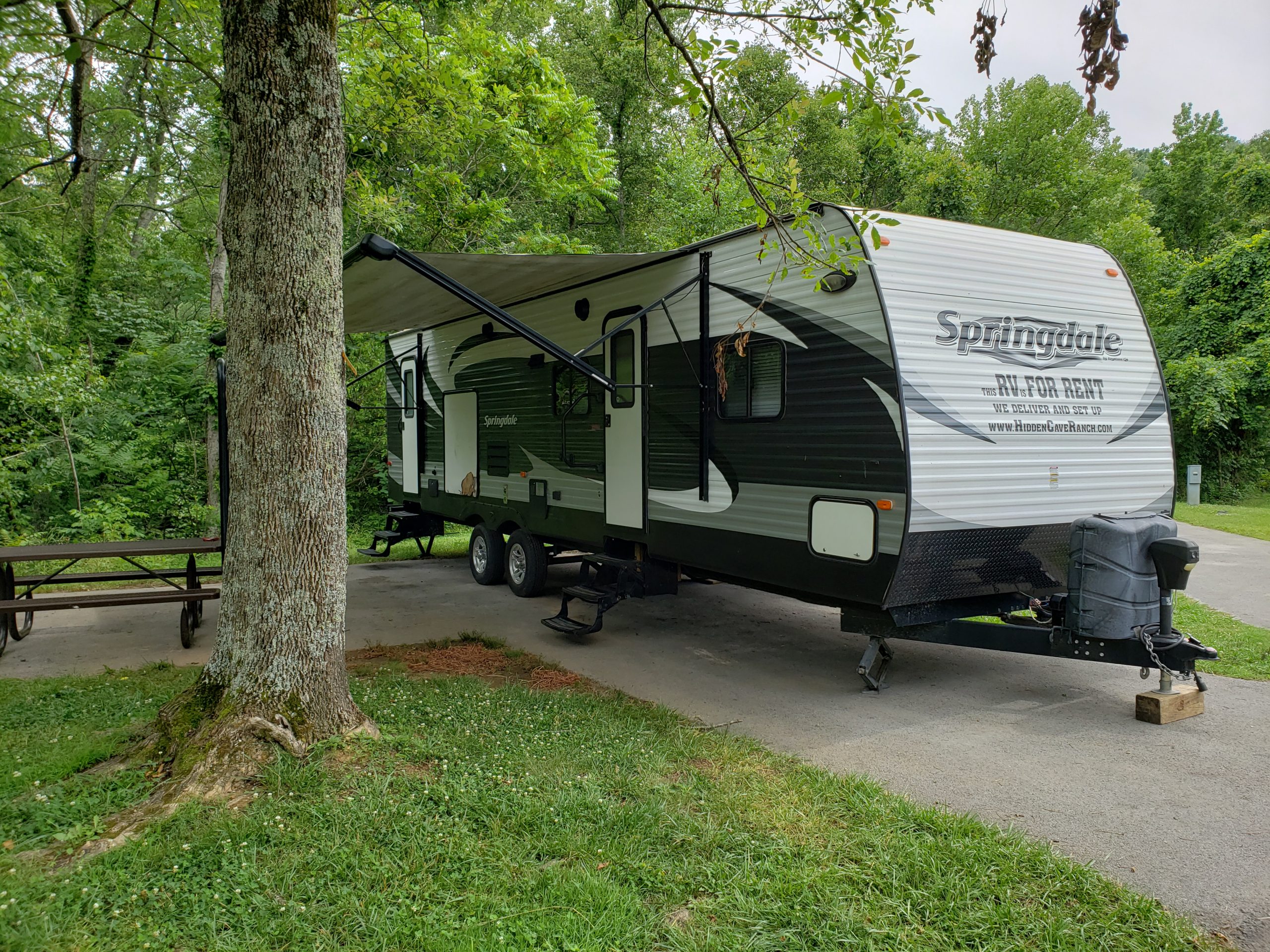 Springdale oal 36ft. Hidden Cave Storage RV Rental and Service